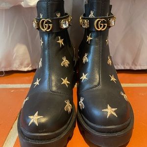 Dupe boots